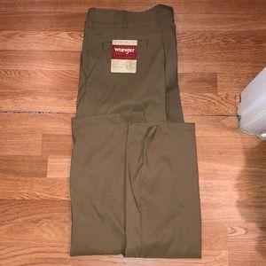 Wrangler Khaki Pants